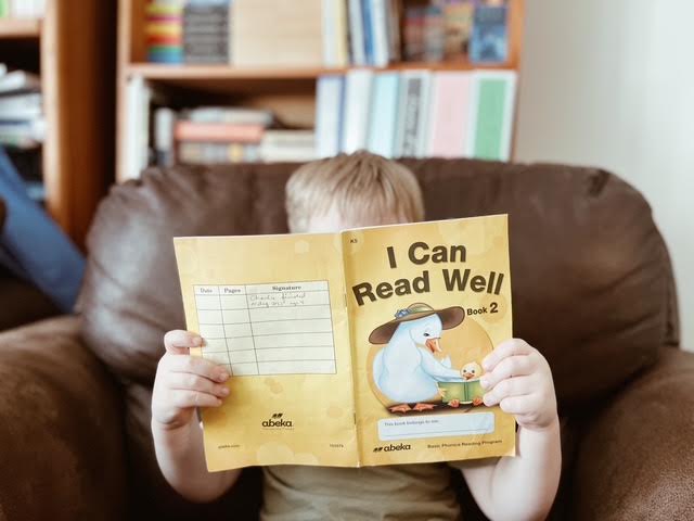 rising kindergartener reading over the summer